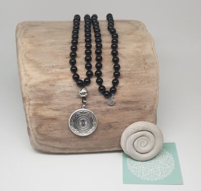 Mala Kette "Innehalten"