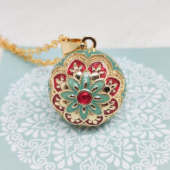 Alternative view of Klangkugel "Mandala" (Mint)