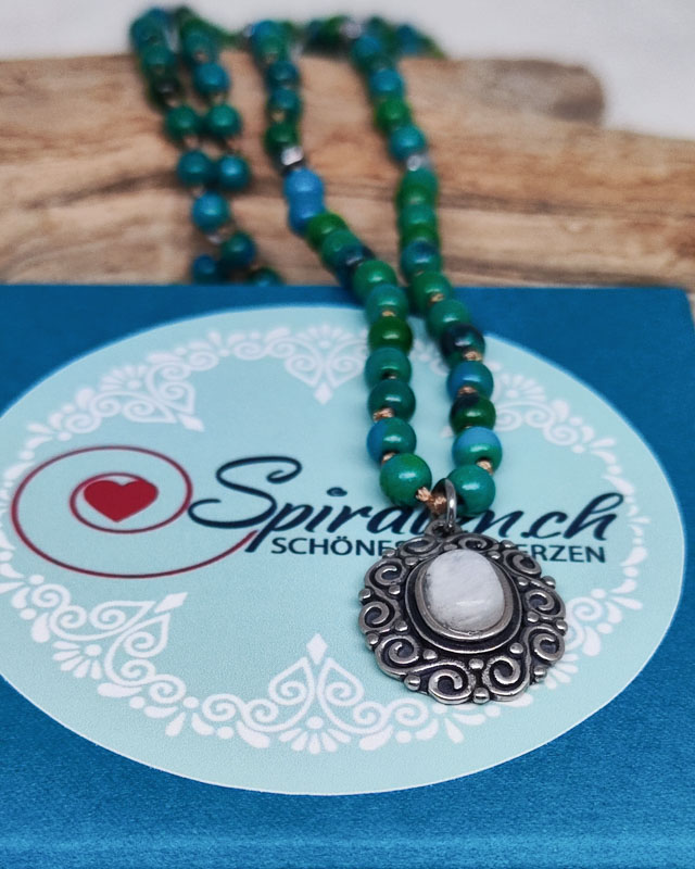 Steinkette "Im Moment" – Bild 3