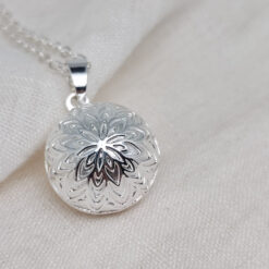 Klangkugel "Silberblüte"